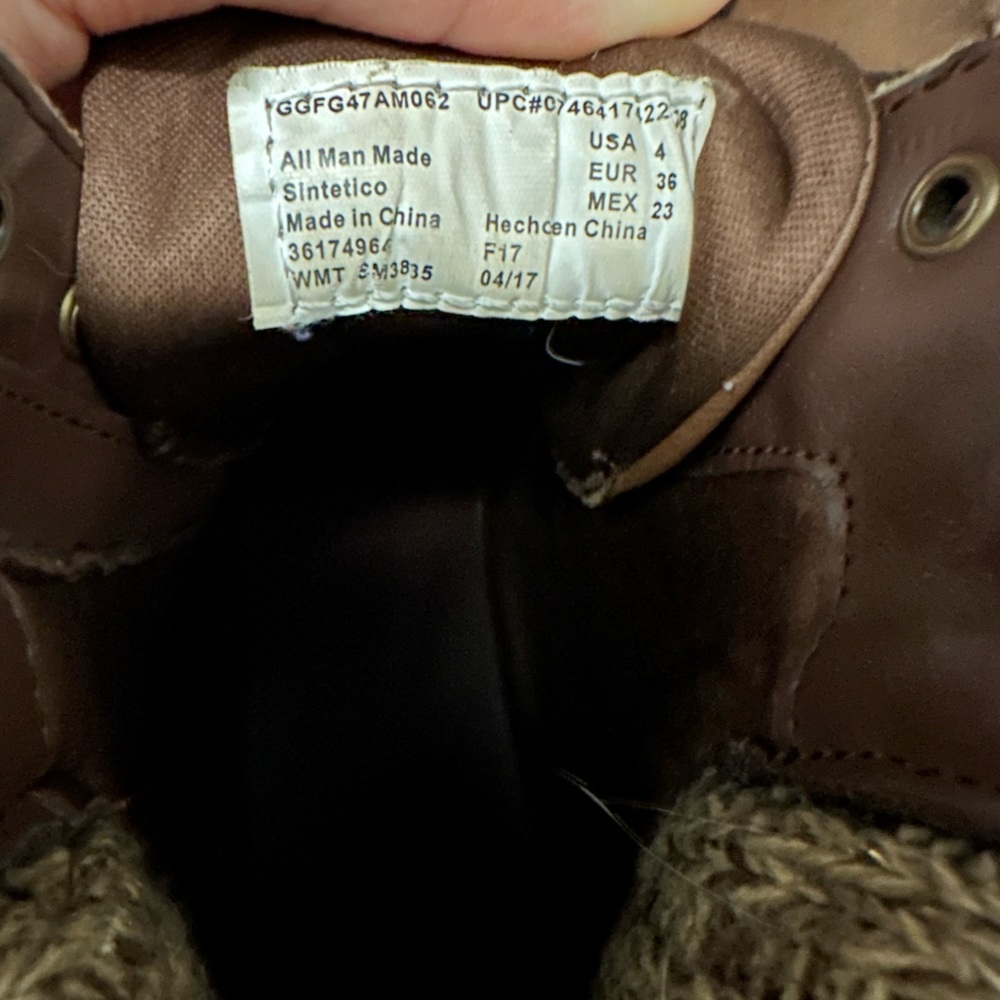 Boot - Picture 3 of 3